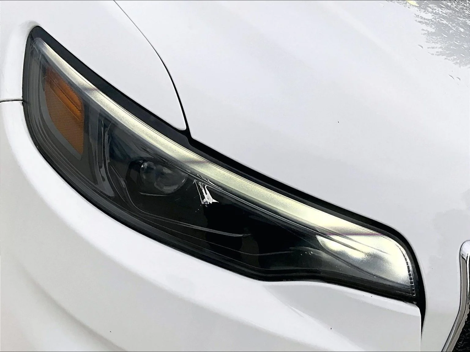 Used 2020 White Jeep Limited image 29