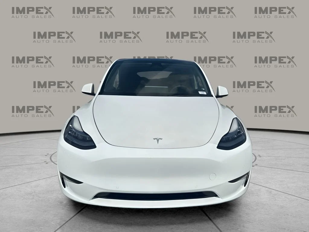 Used 2022 White Tesla Long Range image 8