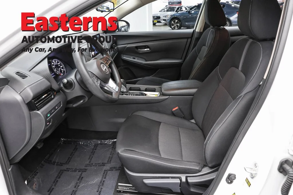 Used 2024 White Nissan SV image 14