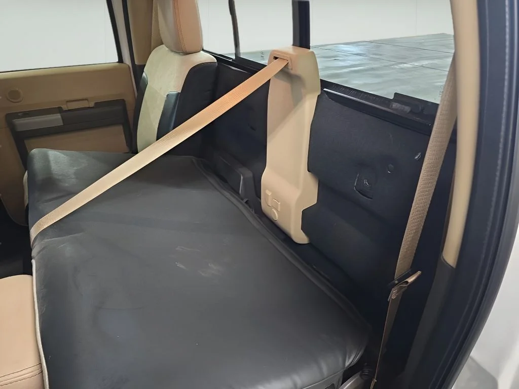 Used 2016 White Ford LARIAT image 27