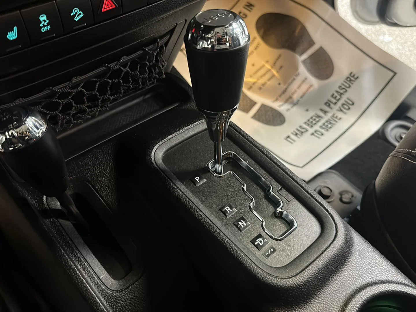 2015 Jeep Wrangler Unlimited Sahara - Photo 19