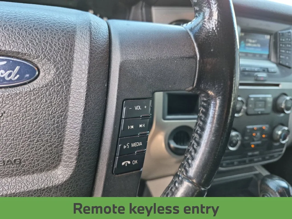 Used 2015 Black Ford XLT image 22