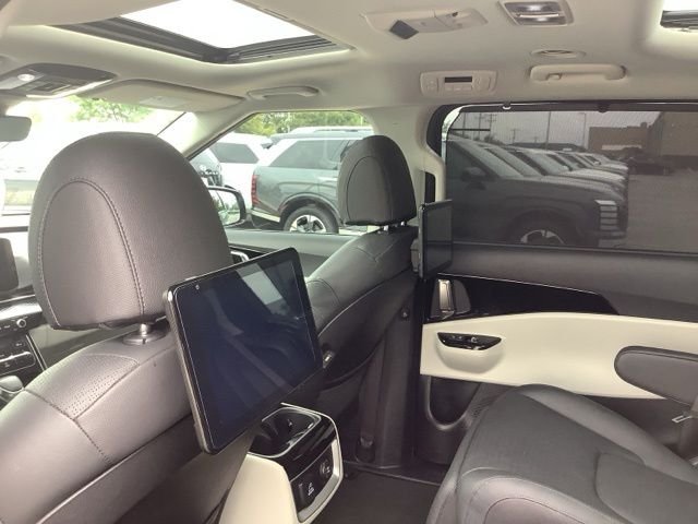 Used 2024 Blue Kia SX Prestige image 21
