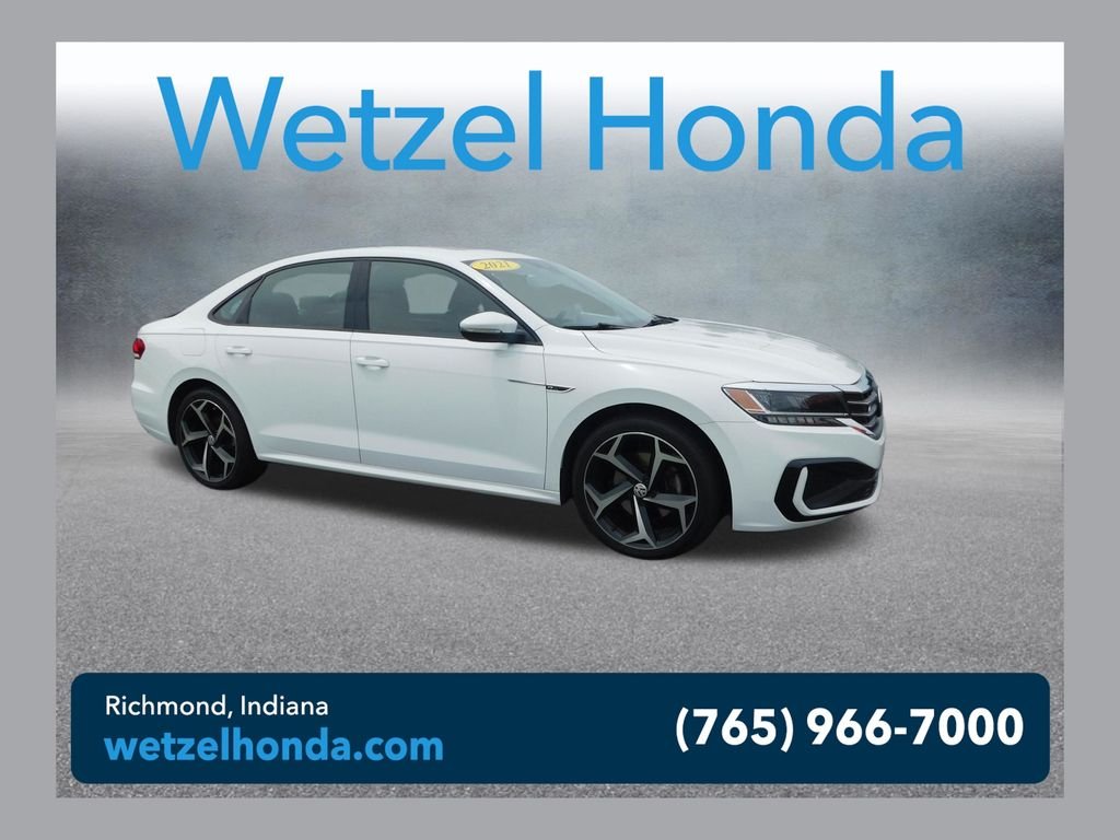 2021 Volkswagen Passat 2.0T R-Line Auto's photo