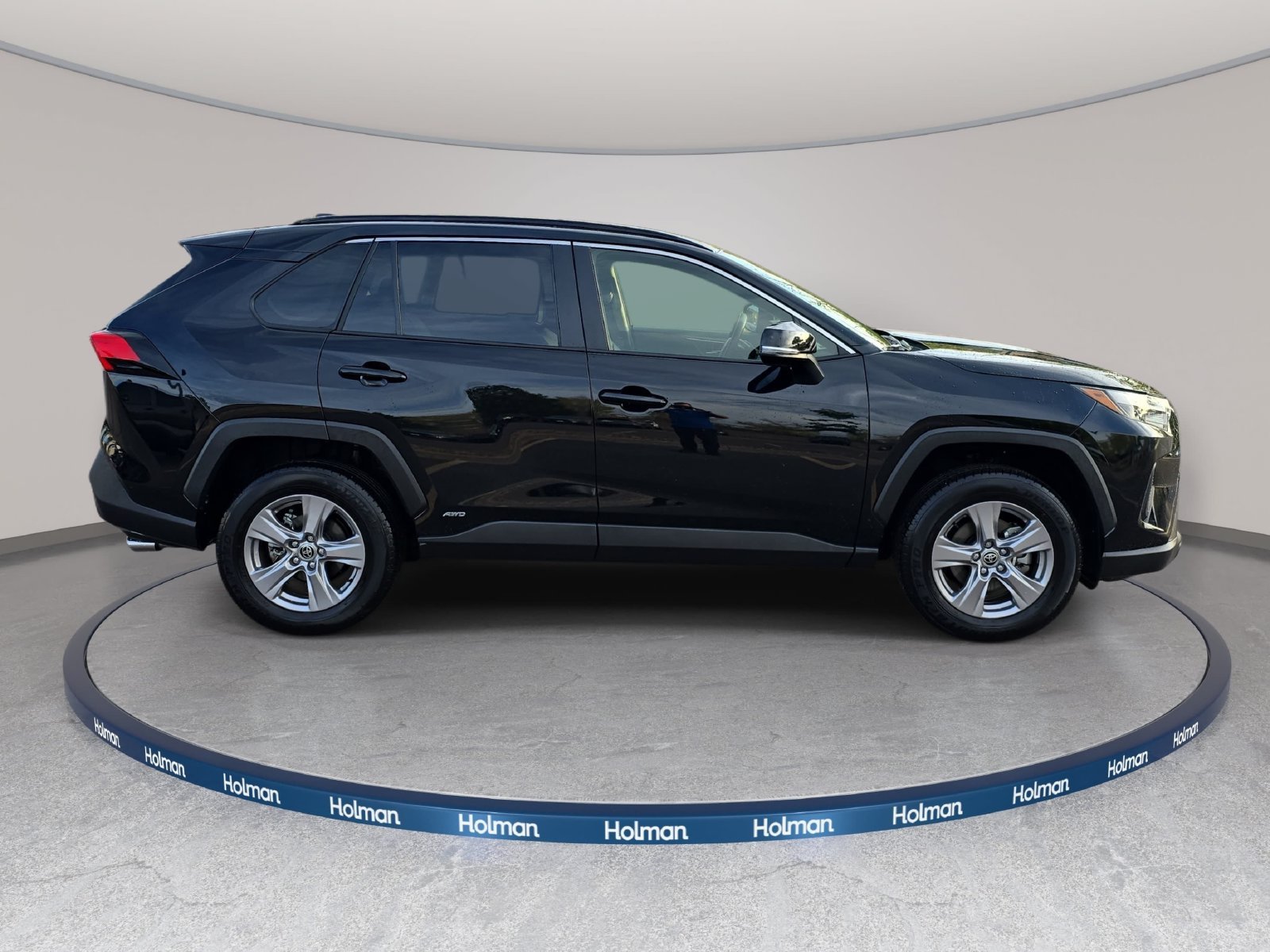 Used 2025 Black Toyota XLE image 5