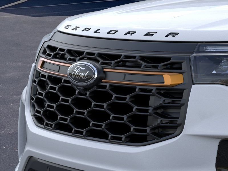 New 2026 White Ford Tremor image 17