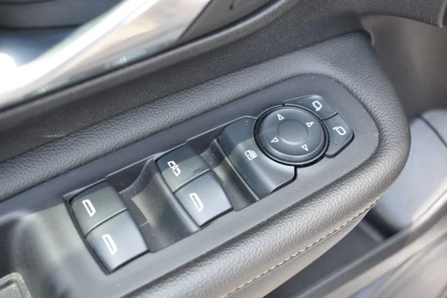 Used 2024 White GMC SLE image 10