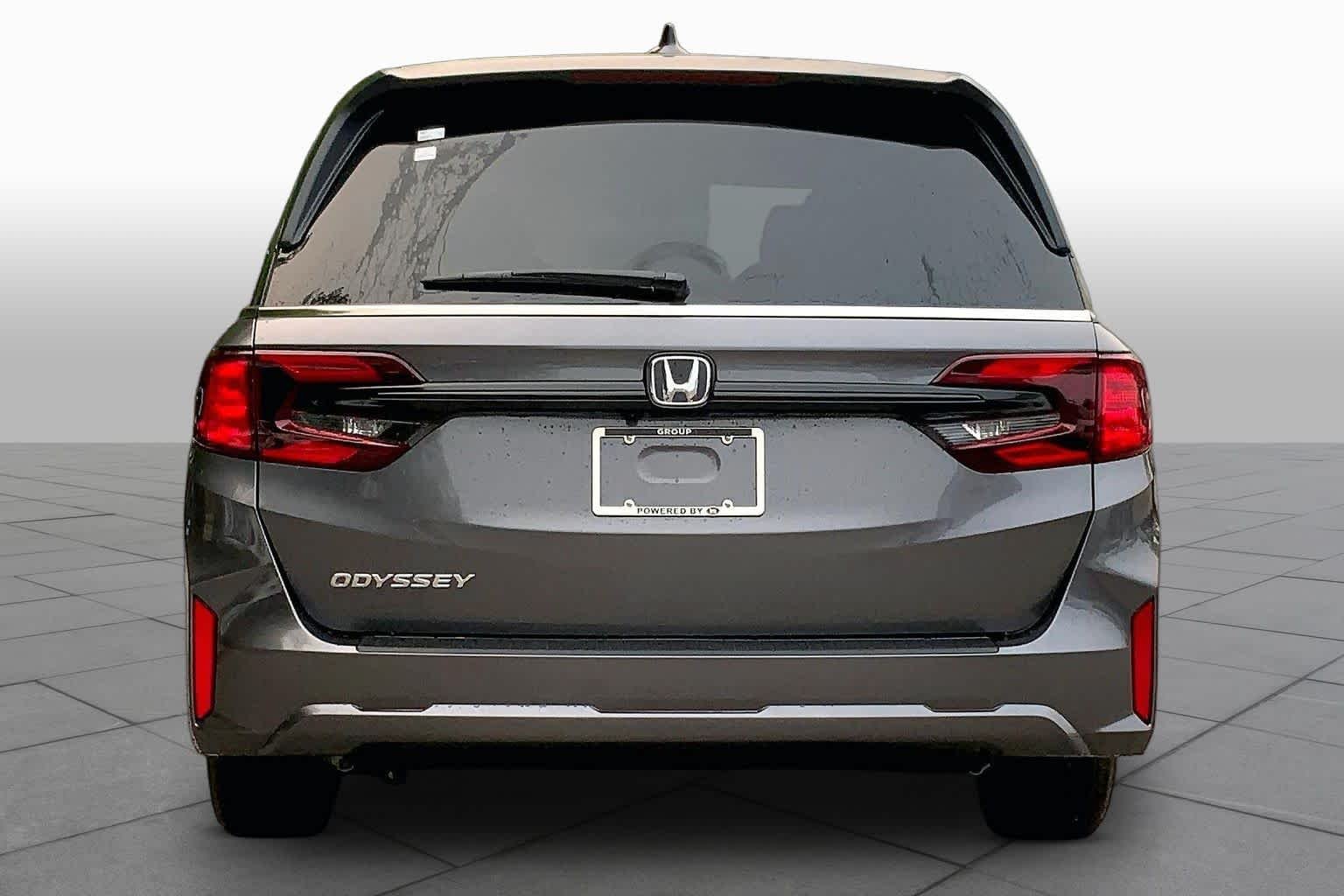 New 2026 Modern Steel Metallic Honda EX-L image 4