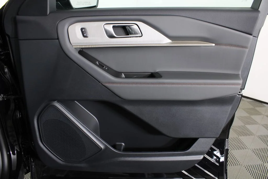 New 2026 Agate Black Metallic Ford Active image 10
