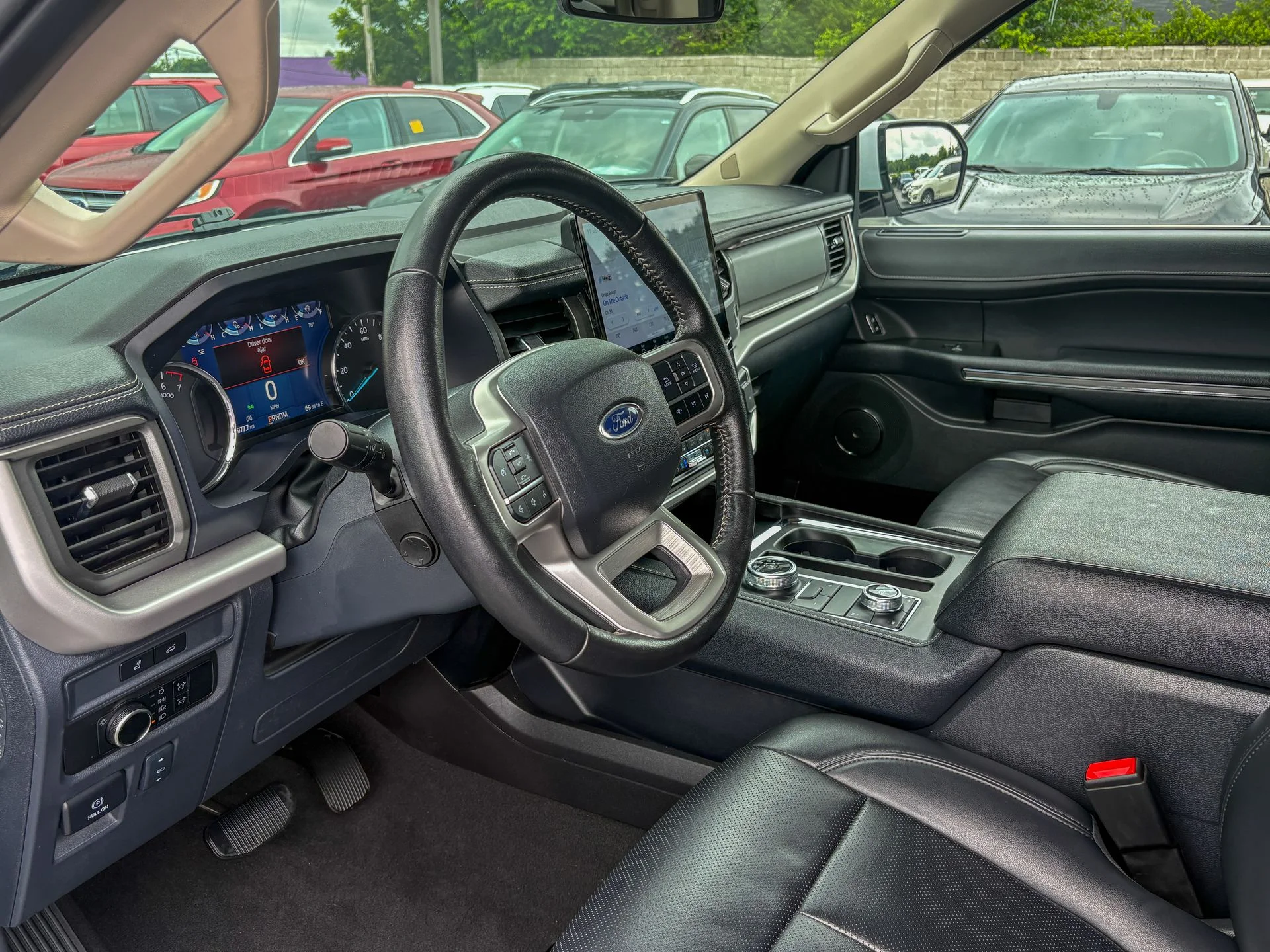 Used 2024 White Ford XLT image 6