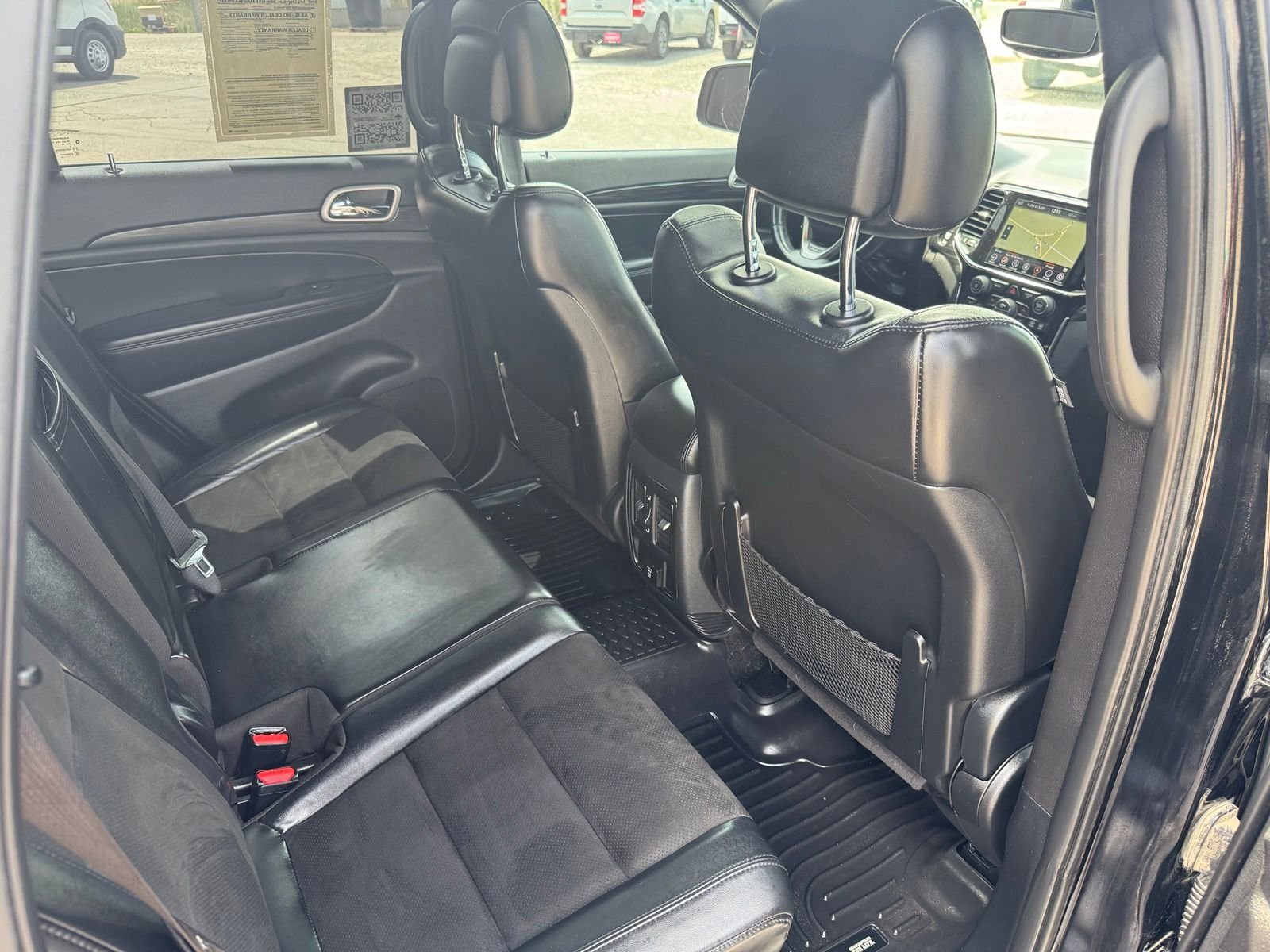 Used 2020 Diamond Black Jeep Altitude image 27