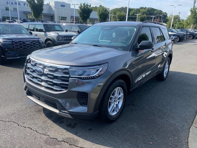 New 2026 Gray Ford Active image 3