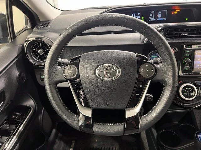 Used 2018 Blue Toyota Four image 12