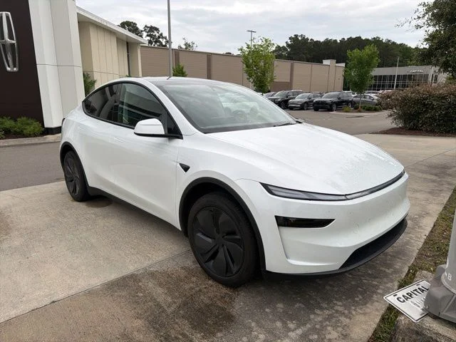 Used 2026 White Tesla Long Range image 3