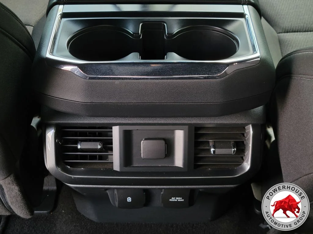 Used 2022 White Ford XLT image 16
