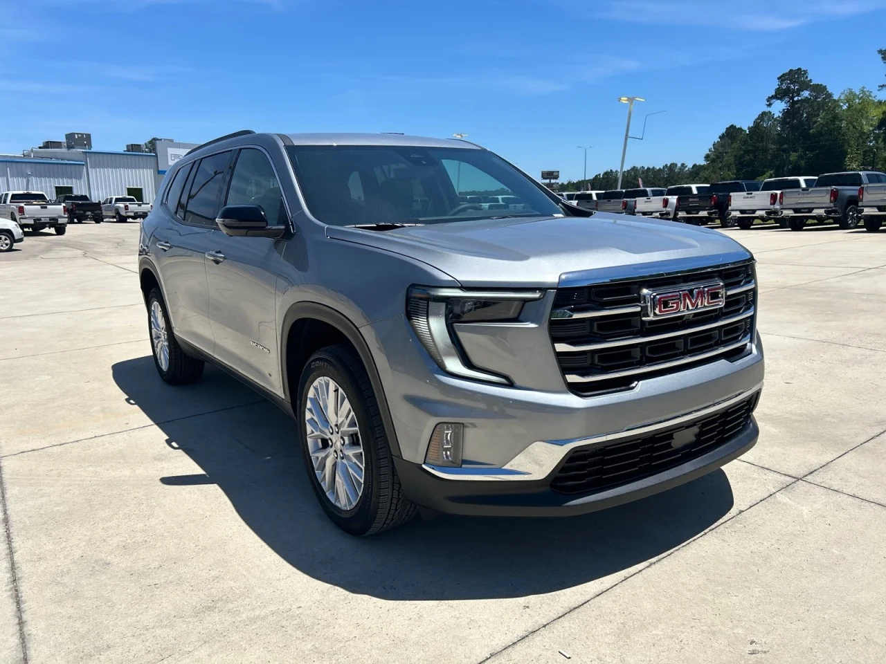 New 2026 Sterling Metallic GMC Elevation image 2