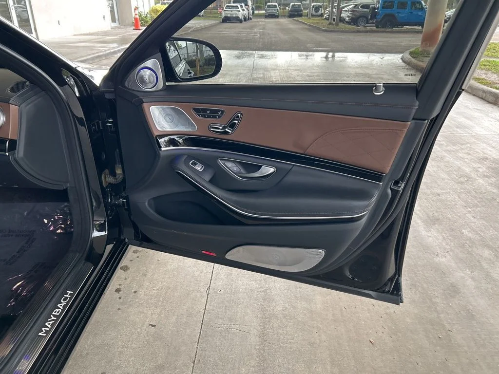Used 2017 Black Mercedes-Benz Maybach S 550 image 30