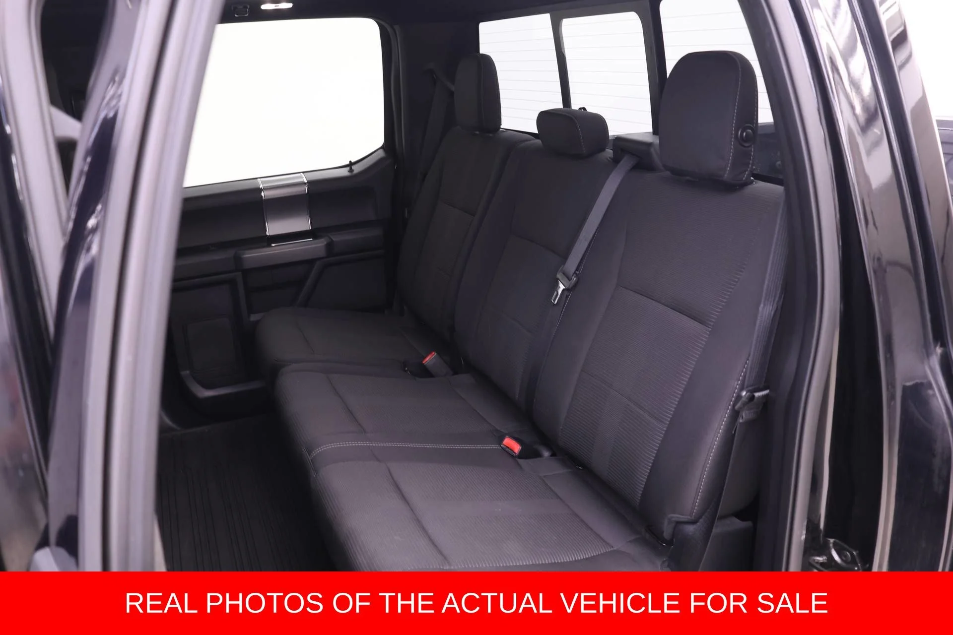 Used 2016 Black Ford XLT image 9