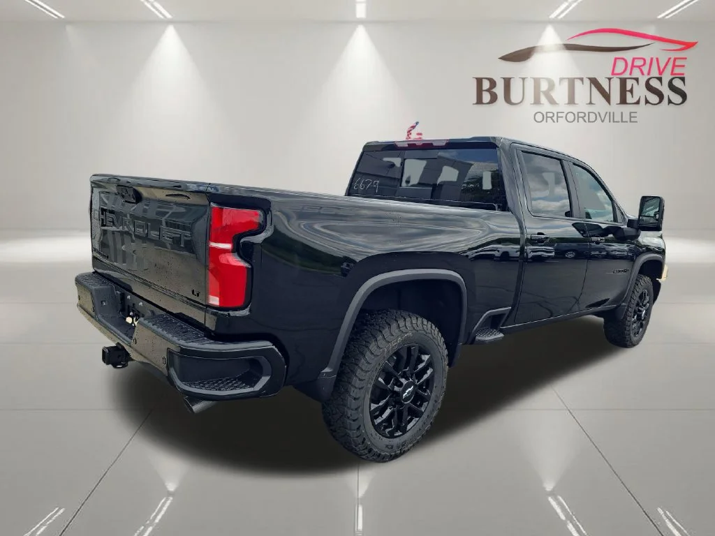 New 2026 Black Chevrolet LT image 7