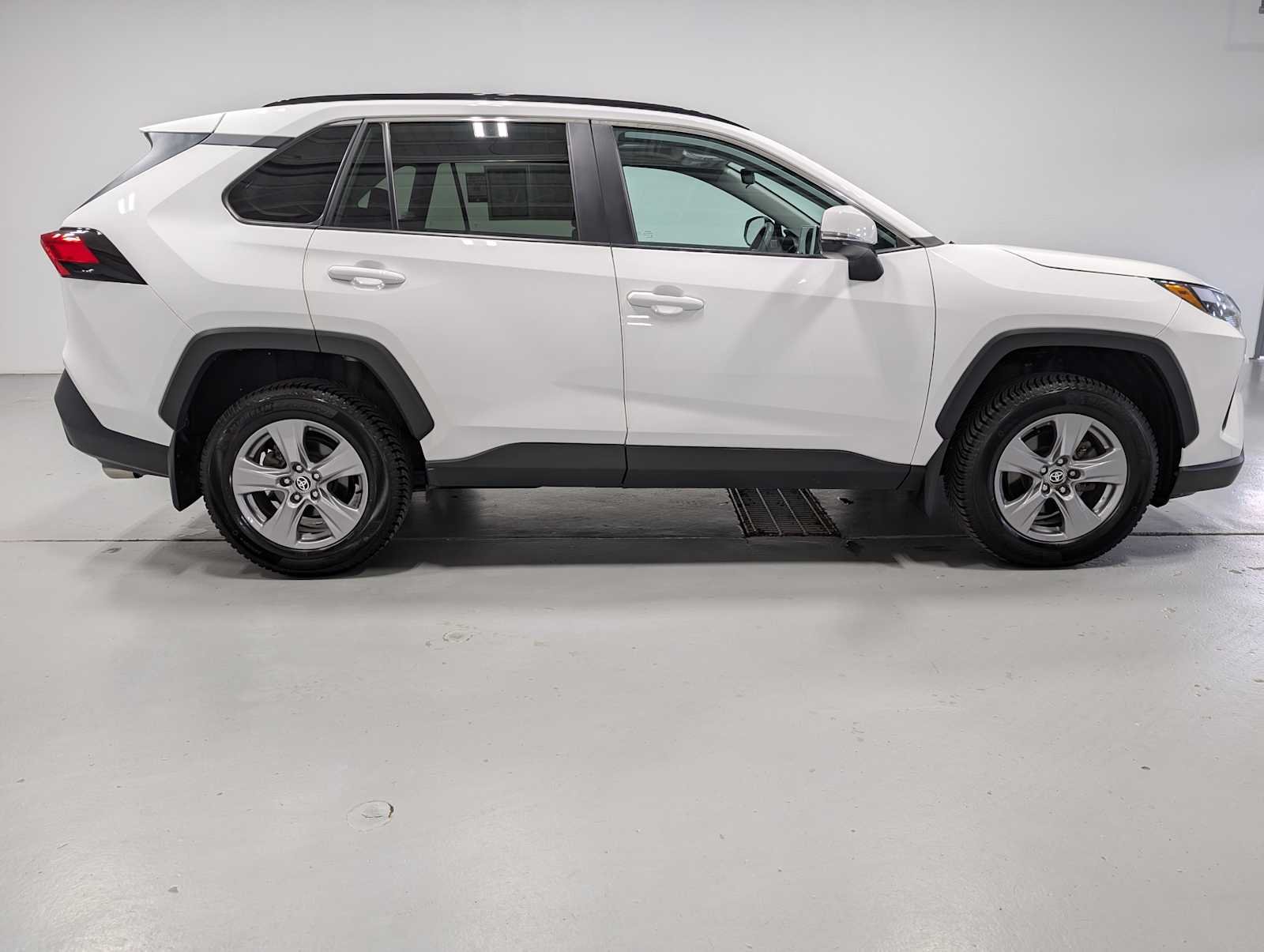Used 2023 Ice Cap Toyota XLE image 7