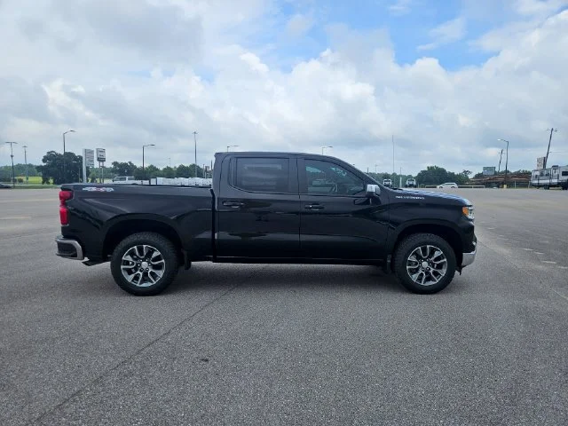 2026 Chevrolet Silverado 1500 LT - Photo 6