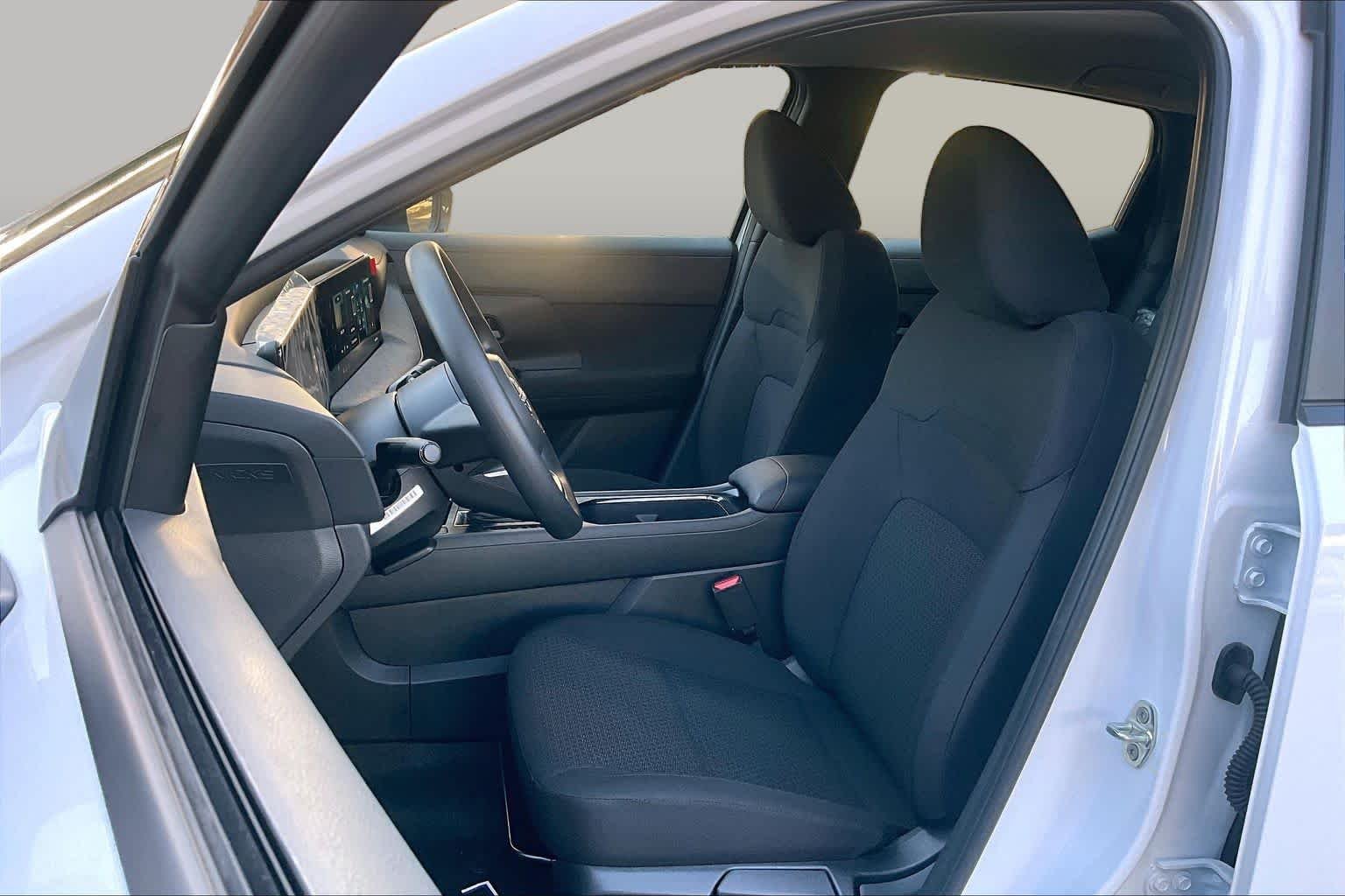 New 2027 QM1/FRESH POWD Nissan S image 15