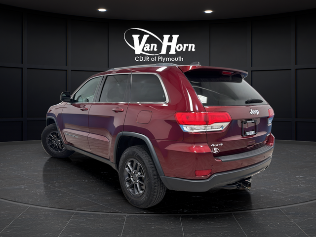 Used 2019 Velvet Red Pearlcoat Jeep Laredo E image 5