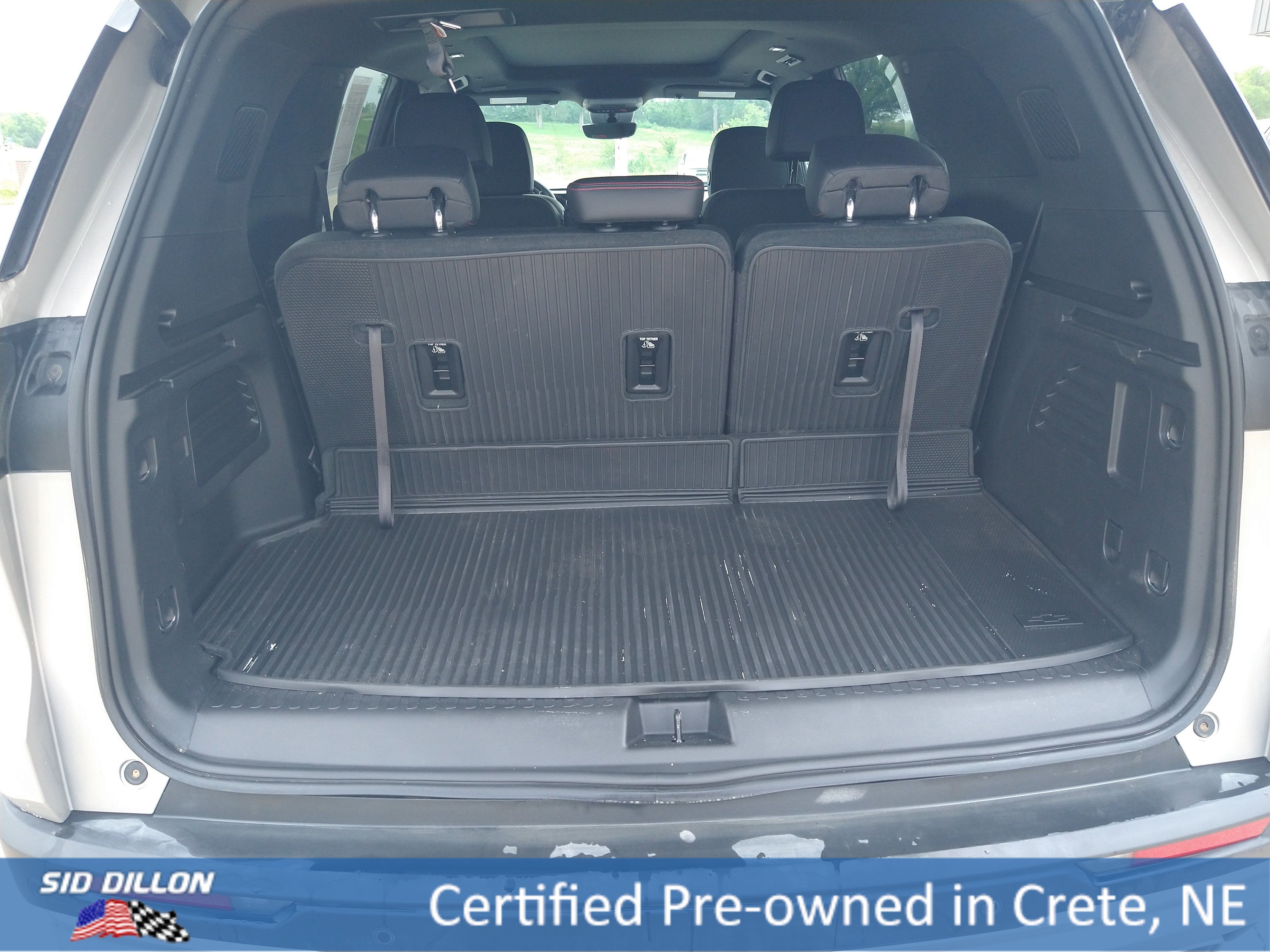Used 2026 Sandstone Gray Chevrolet AWD Z71 image 13