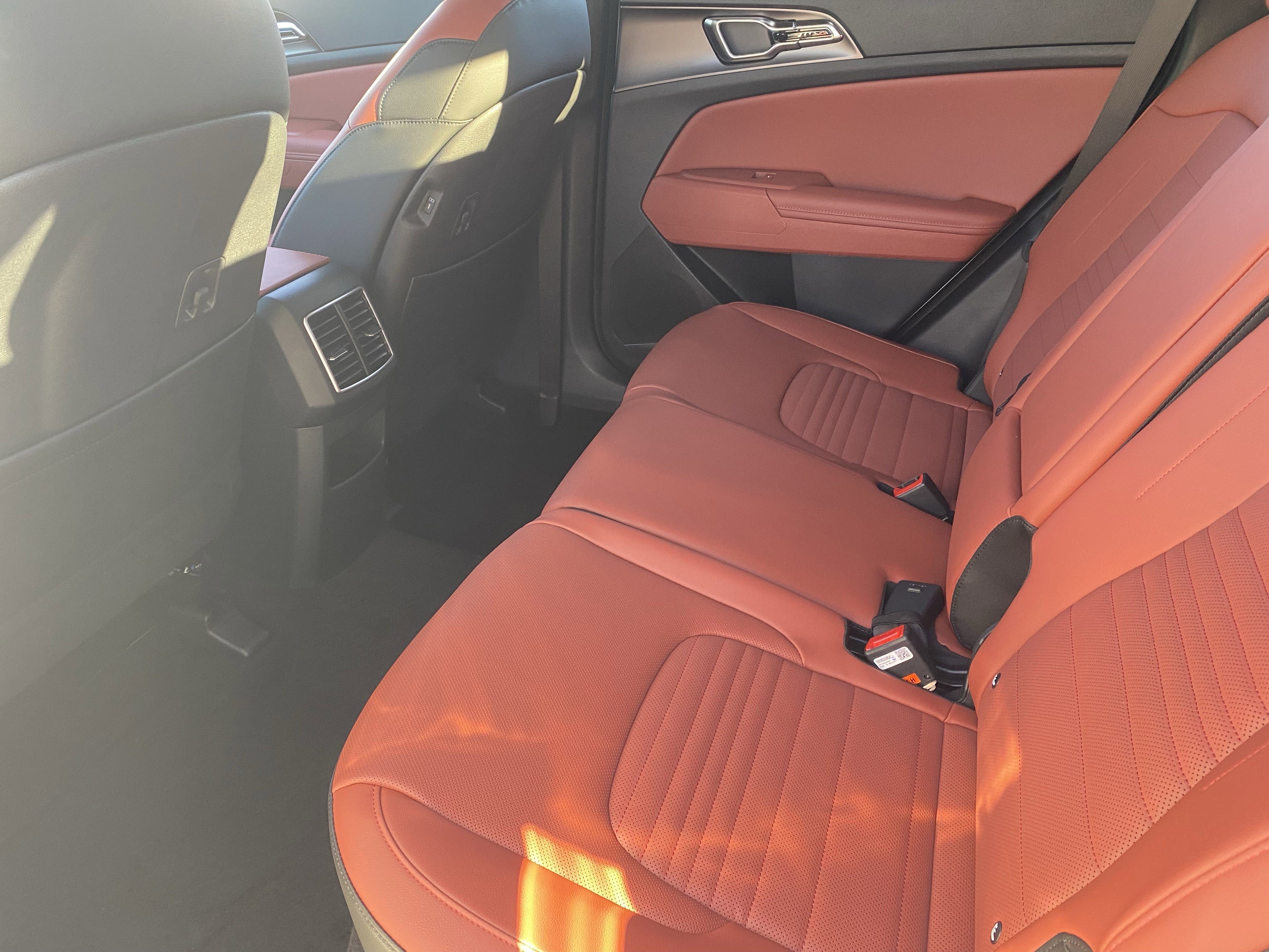 New 2026 Glacial White Pearl Kia SX Prestige image 15