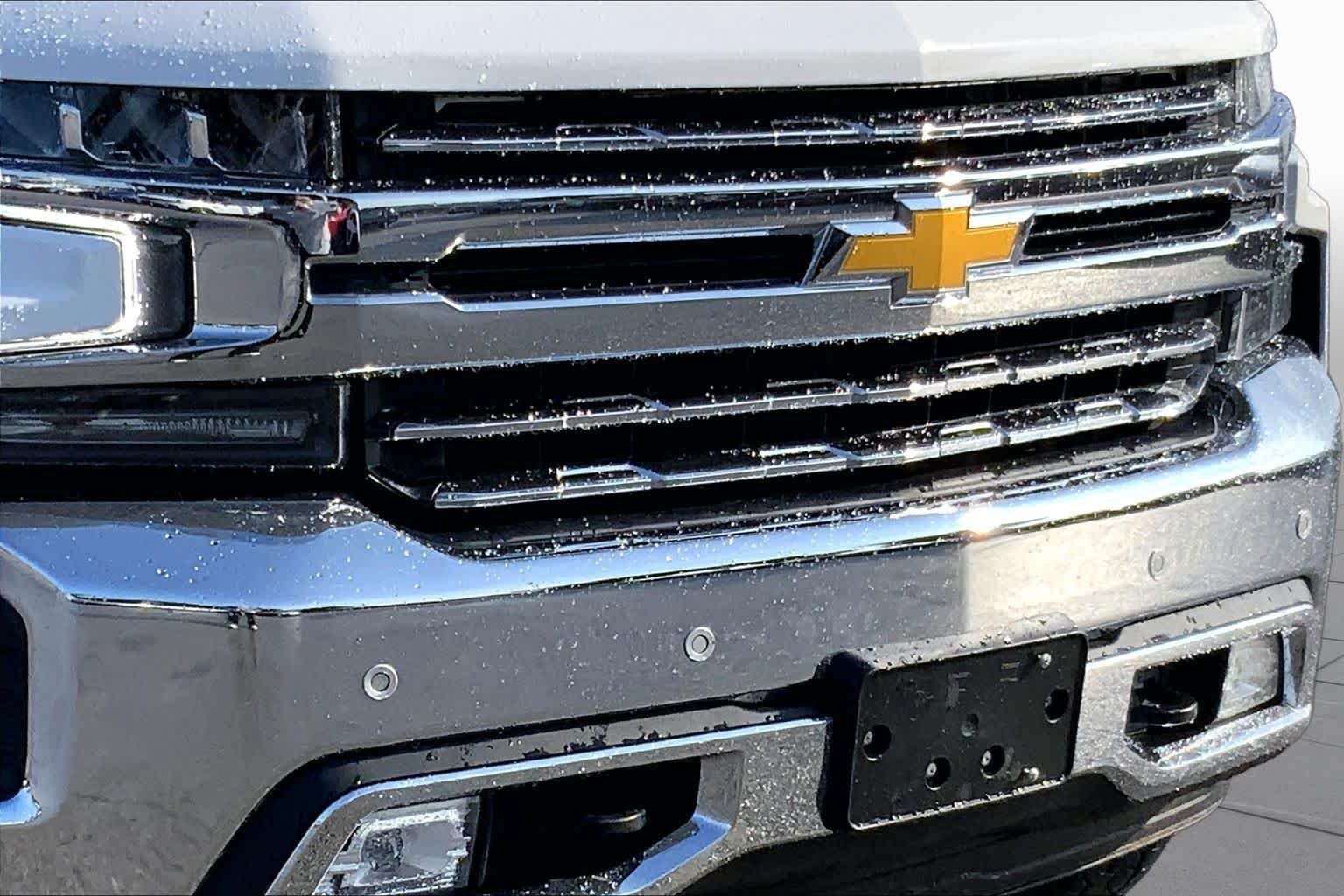 Used 2021 Summit White Chevrolet LTZ image 26