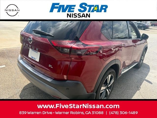 Used 2021 Red Nissan SL image 10