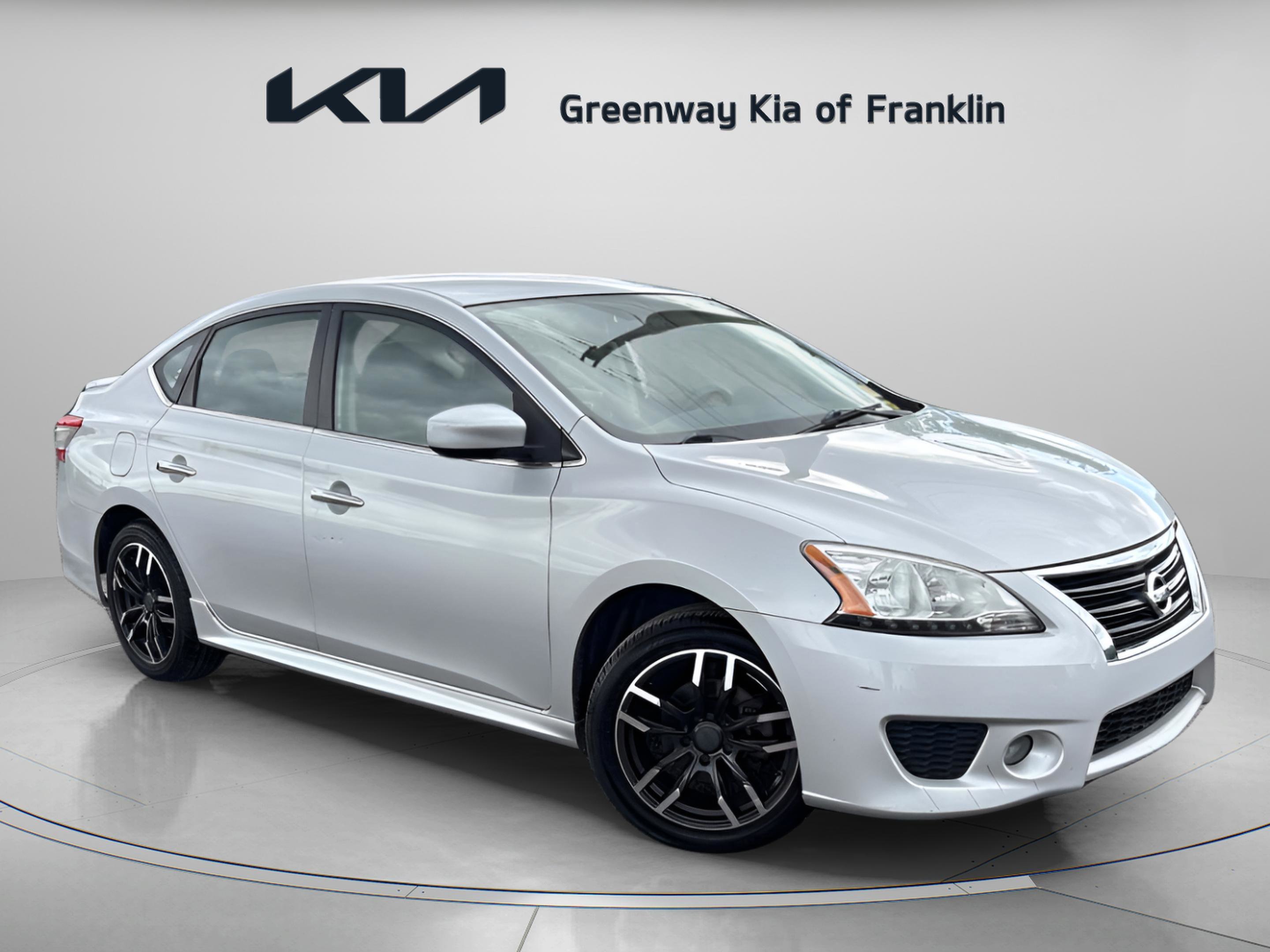 2013 Nissan Sentra's photo