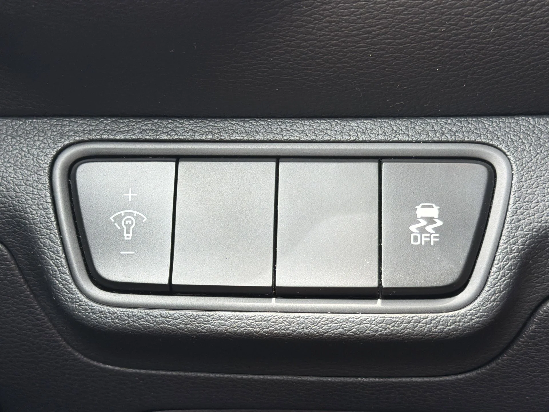 Certified Used 2024 Aurora Black Pearl Kia LXS image 14