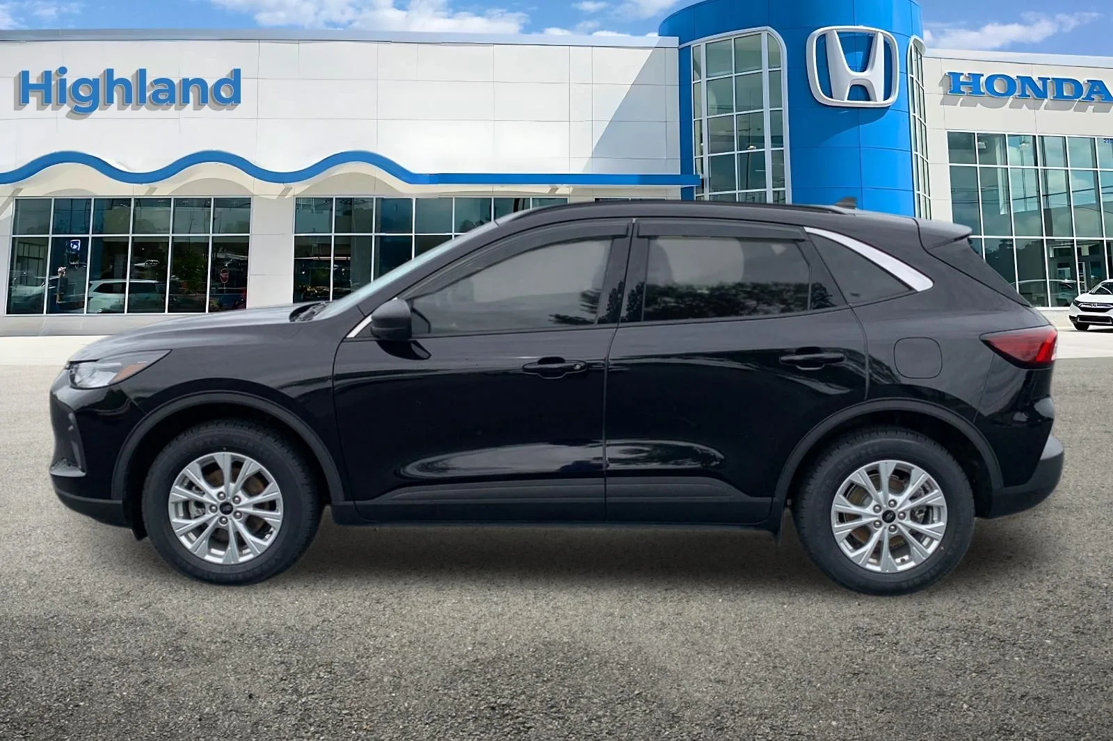 Used 2024 Black Ford Active image 2