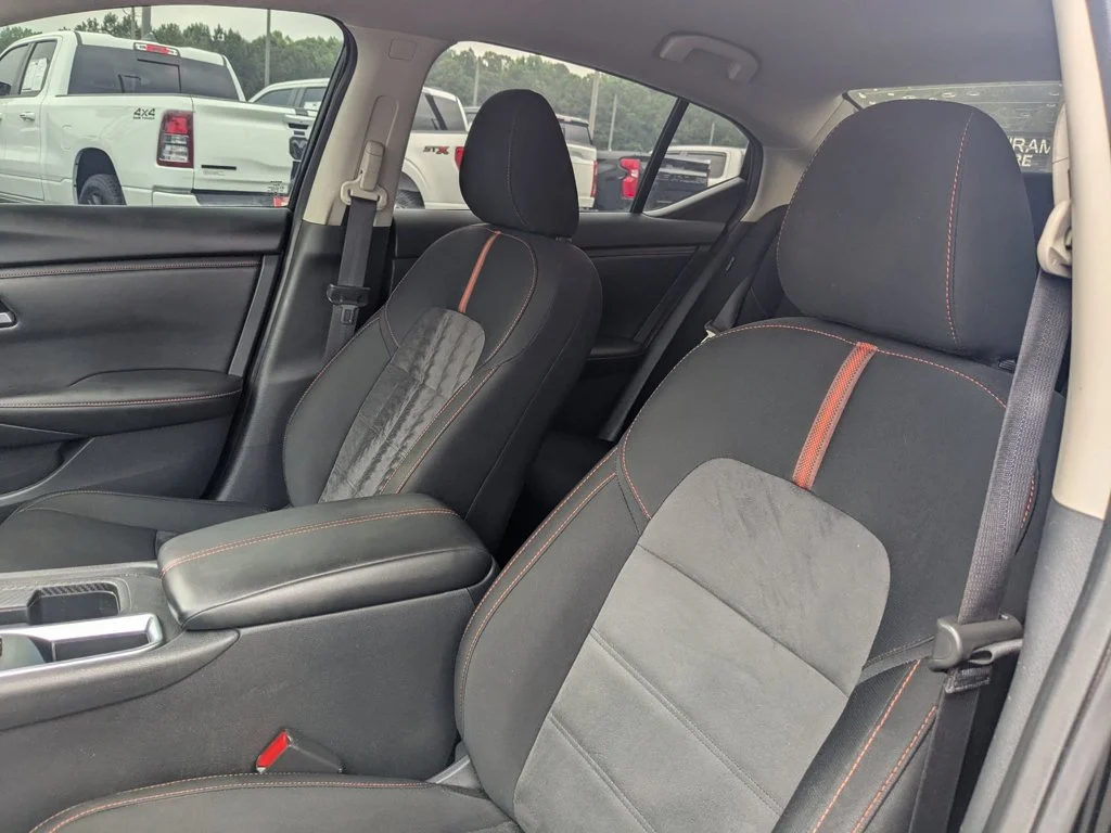 Used 2024 Super Black Nissan SR image 14