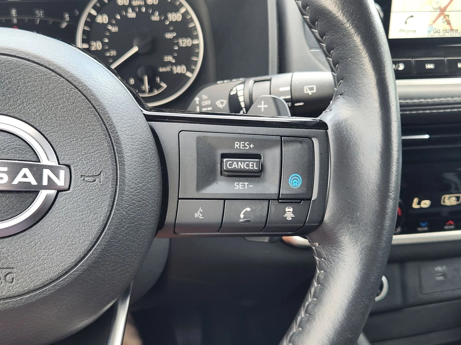 Used 2023 Silver Nissan SL image 26