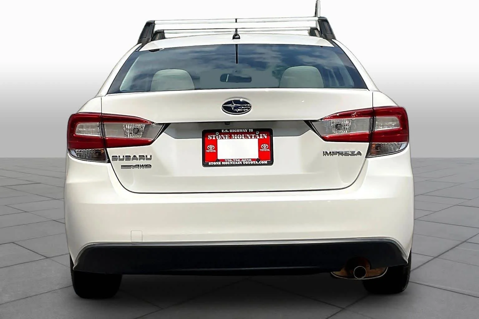 Used 2023 Crystal White Pearl Subaru  image 9
