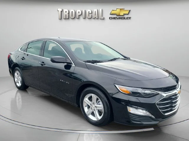 Used 2024 Mosaic Black Metallic Chevrolet 1LT image 7