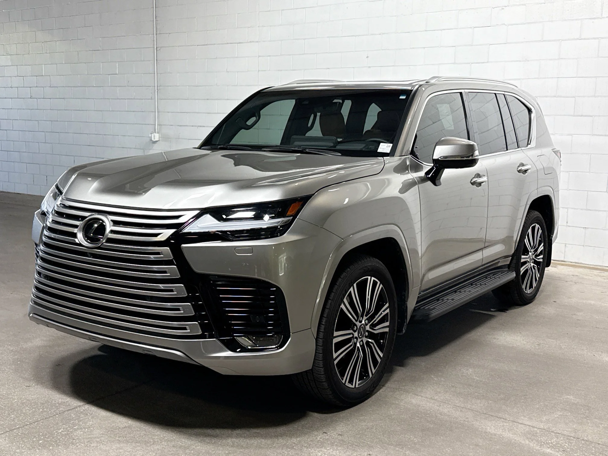 2024 Lexus LX 600 600 Luxury's photo
