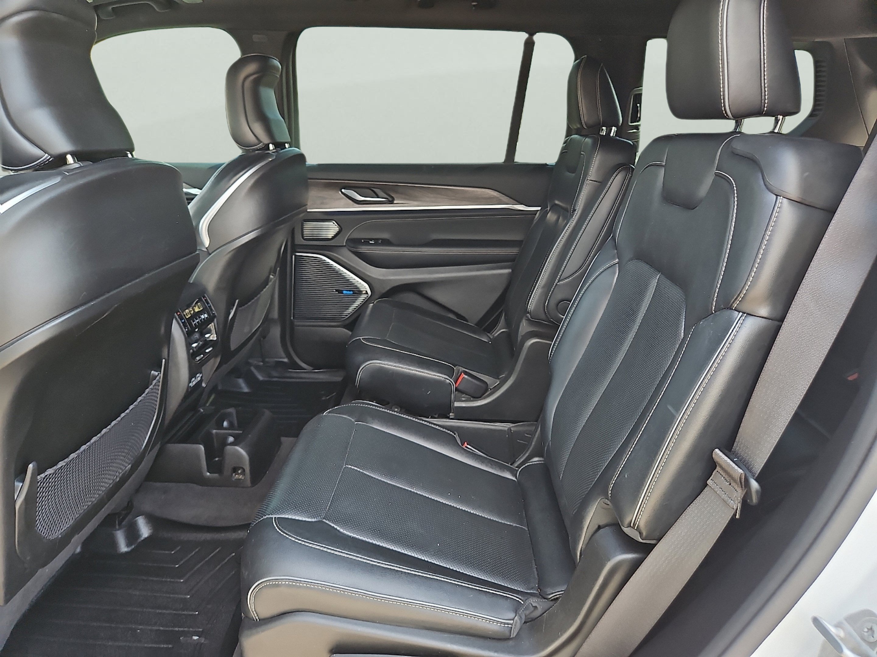 Used 2021 Bright White Clearcoat Jeep Overland image 8