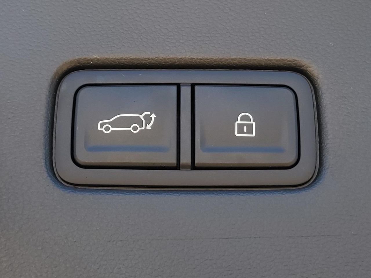 New 2026 Pacific Sapphire Hyundai SEL Premium 7P image 11