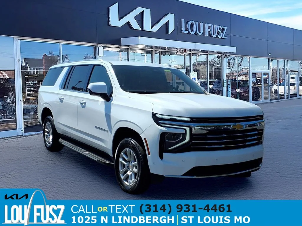 2025 Chevrolet Suburban LT