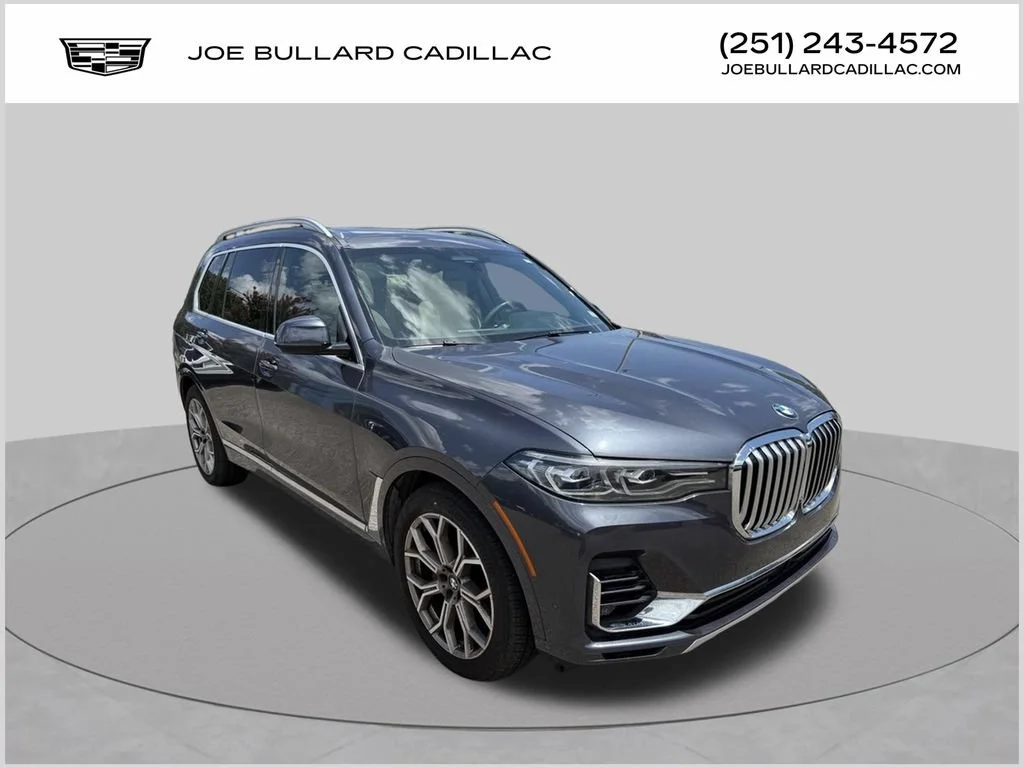 2021 BMW X7 xDrive40i's photo