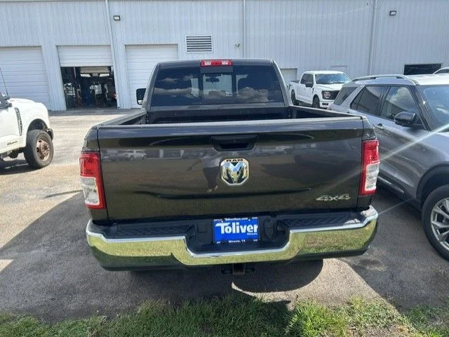 Used 2024 Granite Crystal Clearcoat Metallic Ram Tradesman image 4