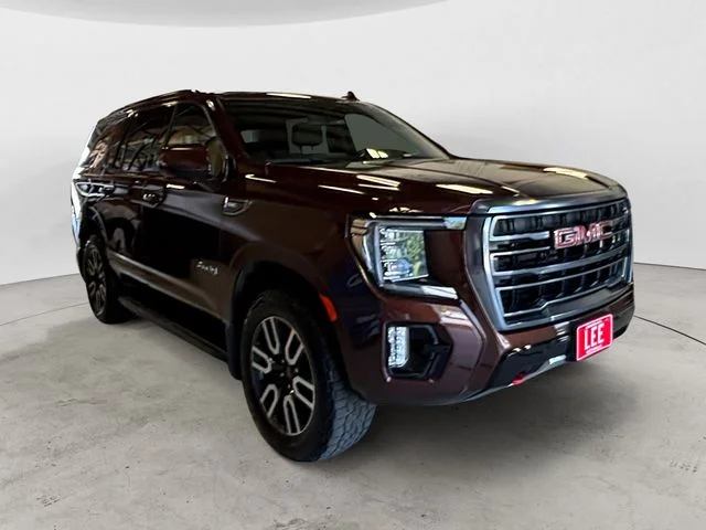 Used 2023  GMC AT4 image 8