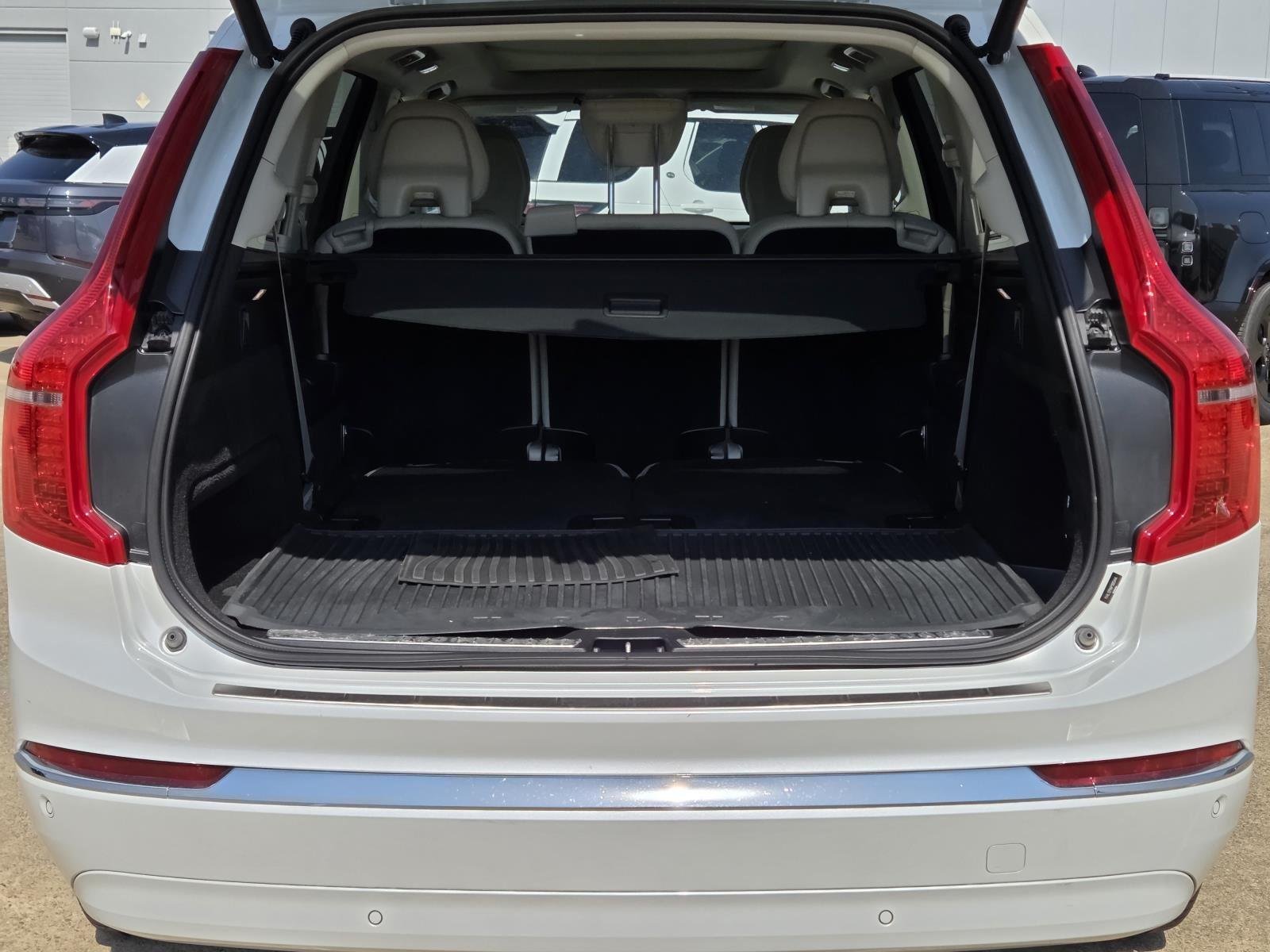 Used 2023 Crystal White Metallic Volvo Plus image 12