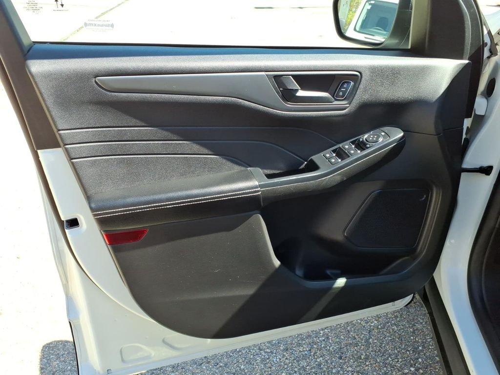 Certified Used 2024 Oxford White Ford Active image 17