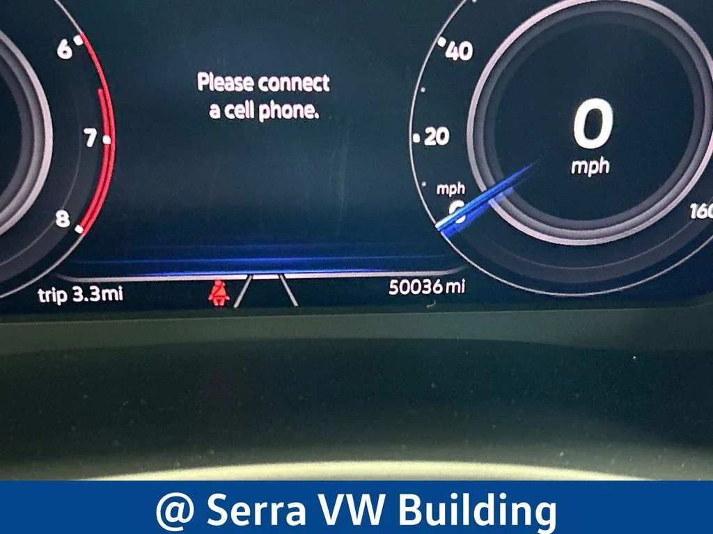 Used 2022  Volkswagen 3.6L V6 SEL R-Line image 24