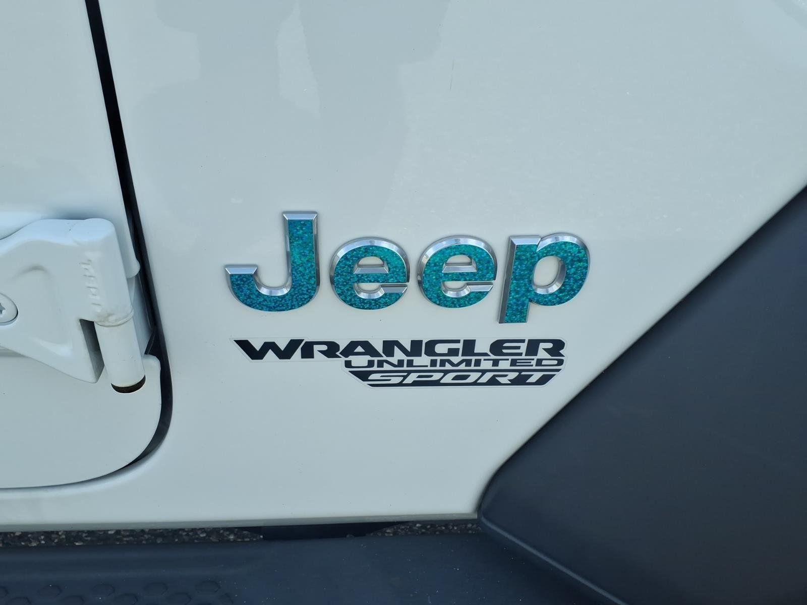 Used 2021 Bright White Clearcoat Jeep Unlimited Sport S image 13