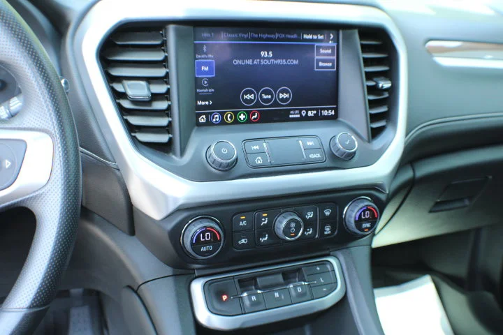 Certified Used 2023 Summit White GMC SLE image 11